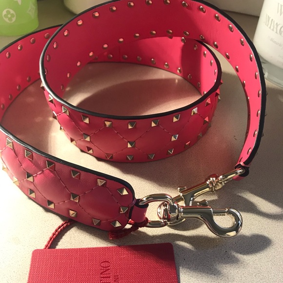 💕VALENTINO PINK SHOULDER STRAP💕 - Picture 8 of 10